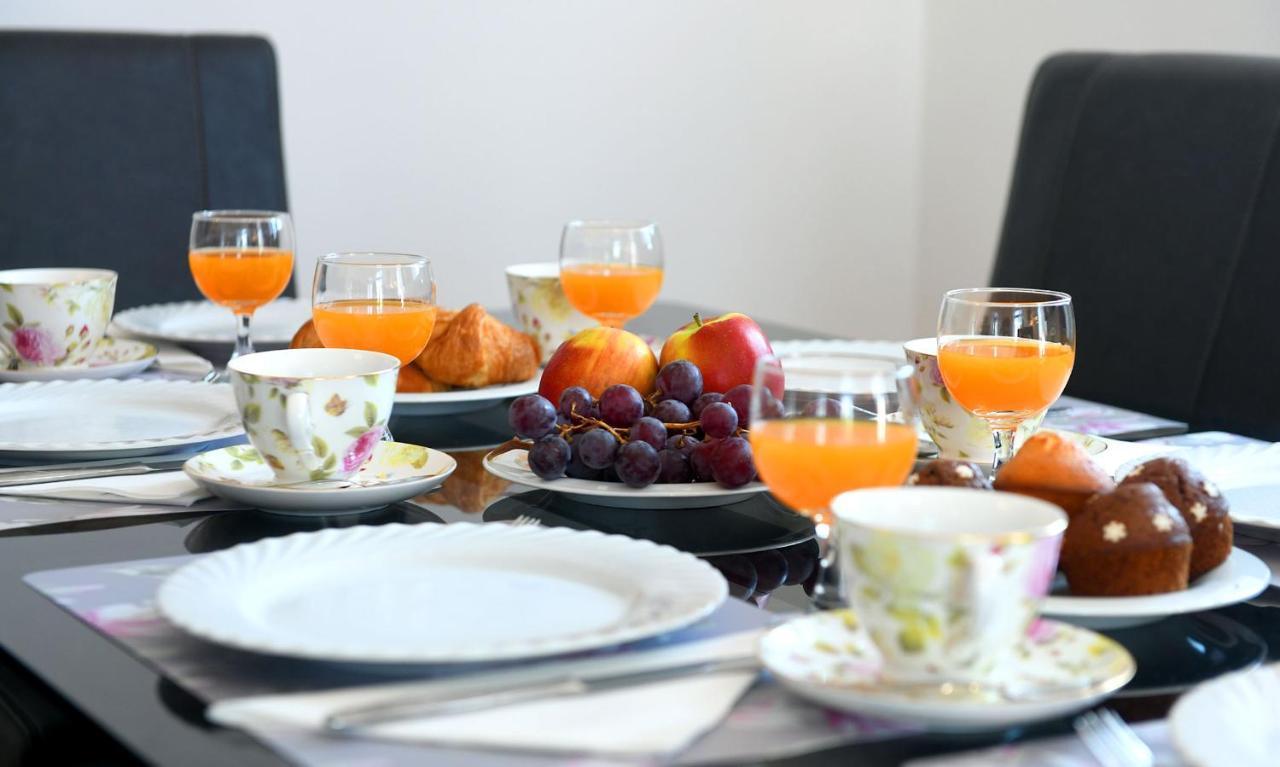 Divia Apartment Rijeka Eksteriør billede