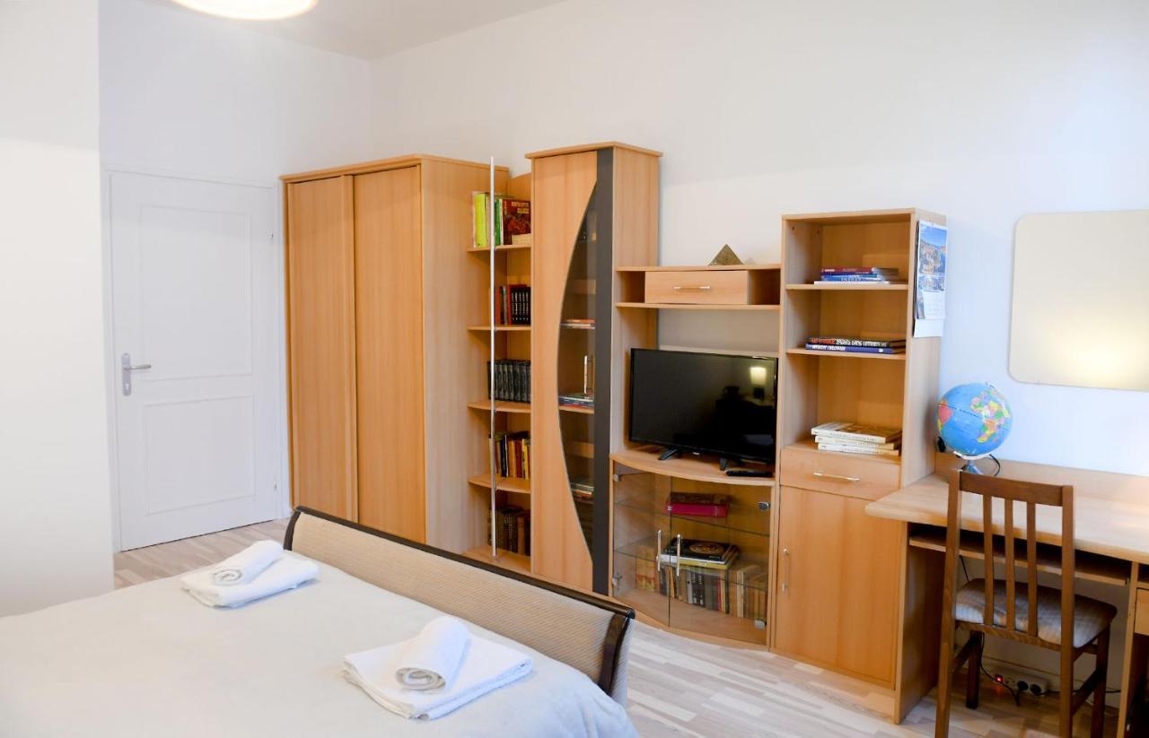 Divia Apartment Rijeka Eksteriør billede